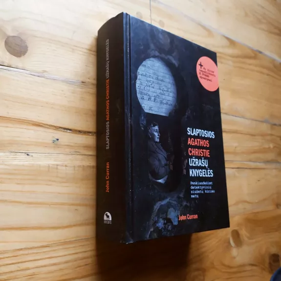 Slaptosios Agathos Christie užrašų knygelės: penkiasdešimt detektyvinių siužetų kūrimo metų