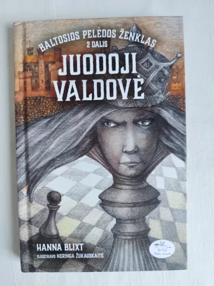 Baltosios pelėdos ženklas 2. Juodoji valdovė