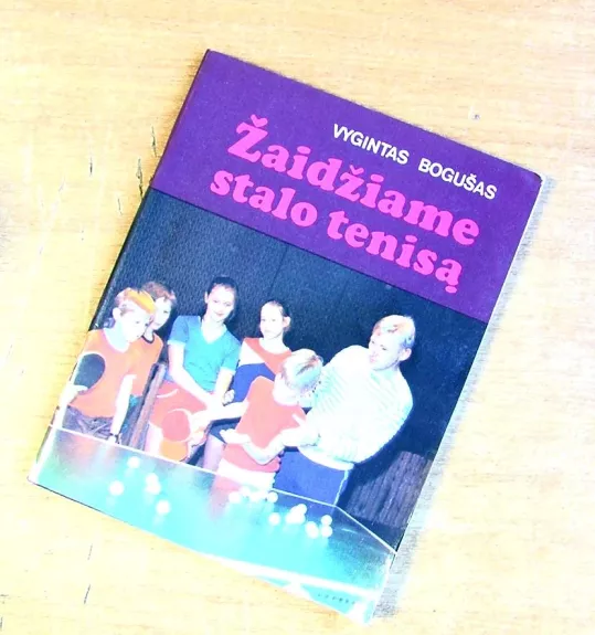 Žaidžiame stalo tenisą