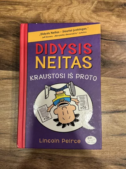 Didysis Neitas kraustosi iš proto