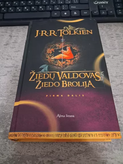 Žiedų valdovas. Žiedo brolija. 1 dalis