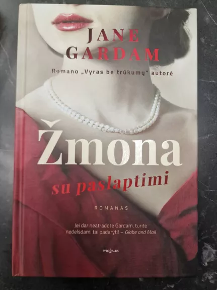 Žmona su paslaptimi