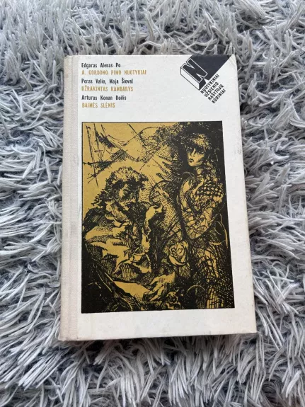 Nuotykiniai užsienio rašytojų kūriniai