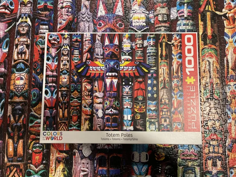 Totem Poles Puzzle 100 pieces