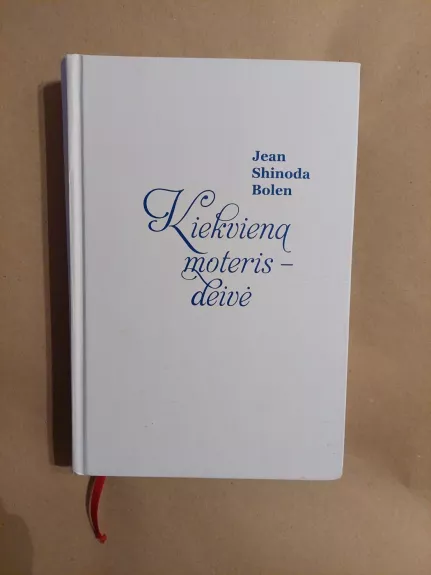 Kiekvieną moteris- deivė