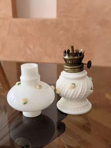 Vintage žibalinė lempa