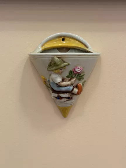 Vintažinė sieninė vaza