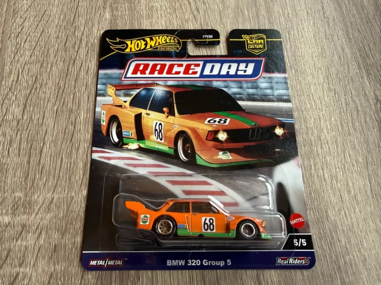 BMW 320 Group 5 Hot Wheels Premium