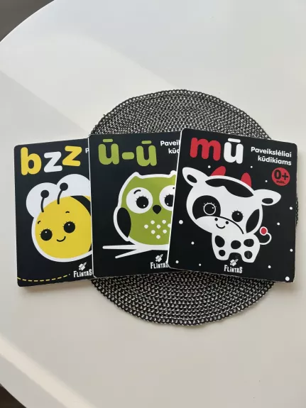 MŪ PAVEIKSLĖLIAI KŪDIKIAMS. Konktrastinė pastatoma knygelė.