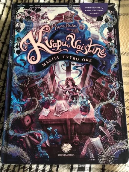 Kvapų vaistinė. Magija tvyro ore