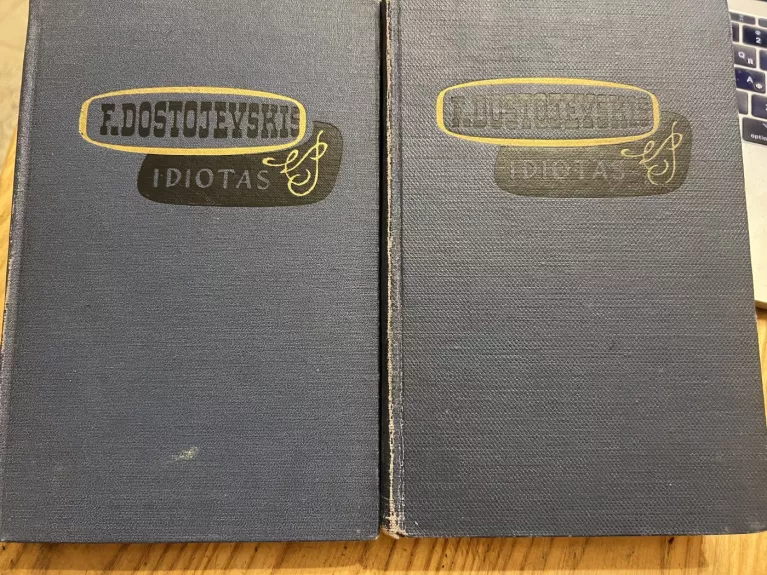 Idiotas 1 ir 2 Tomai