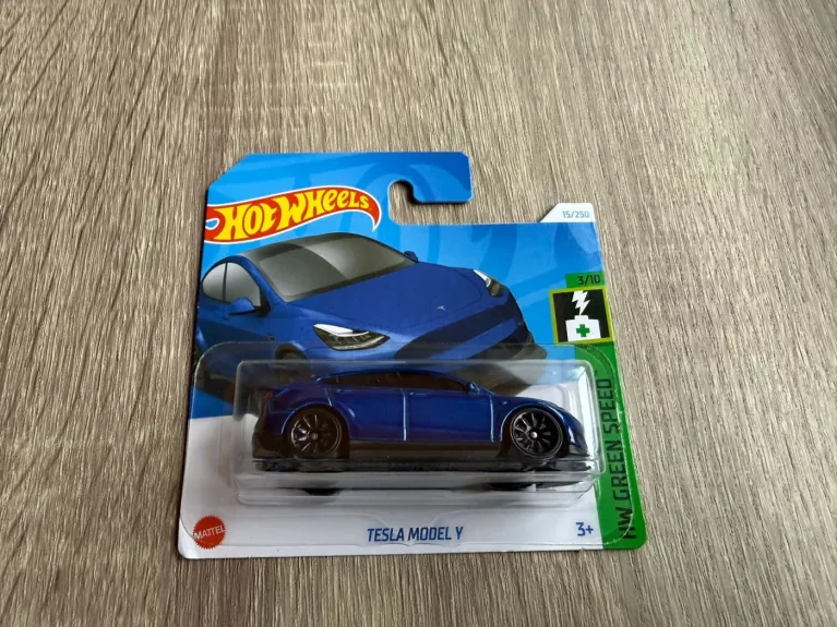 Tesla Model Y Hot Wheels