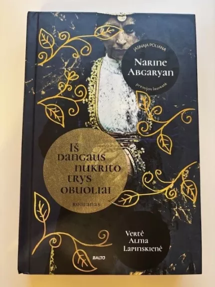 Iš dangaus nukrito trys obuoliai