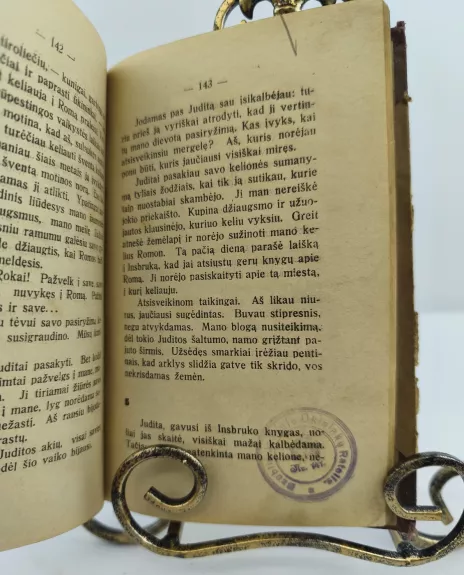 Du žmonės I dalis, 1932m.