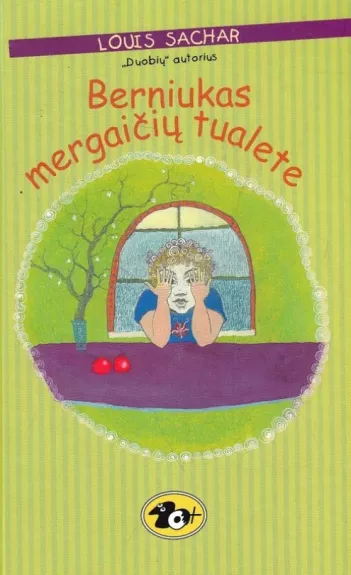 Berniukas mergaičių tualete