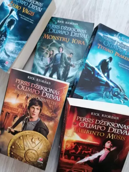 Persis Džeksonas ir Olimpo dievai