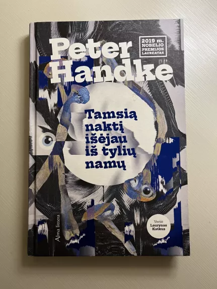 Tamsią naktį išėjau iš tylių namų