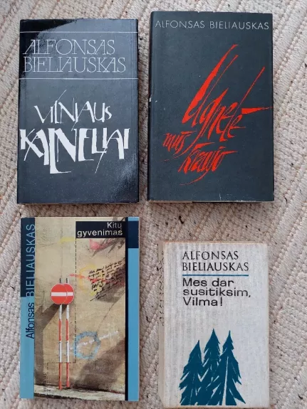 Alfonso Bieliausko knygų rinkinys