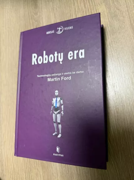 Robotų era
