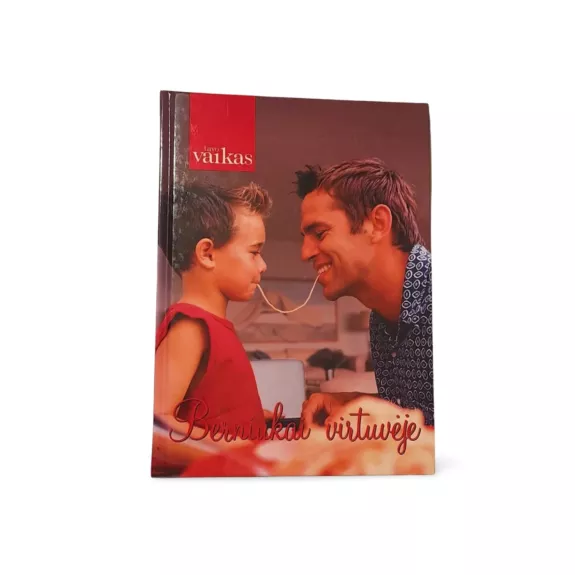 Berniukai virtuvėje