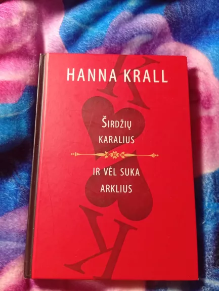 Širdžių karalius ir vėl suka arklius