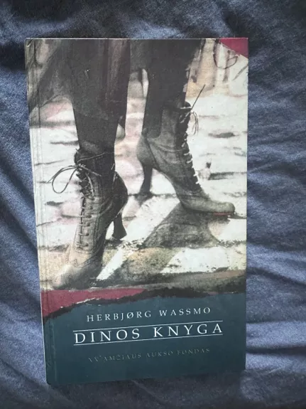 Dinos knyga