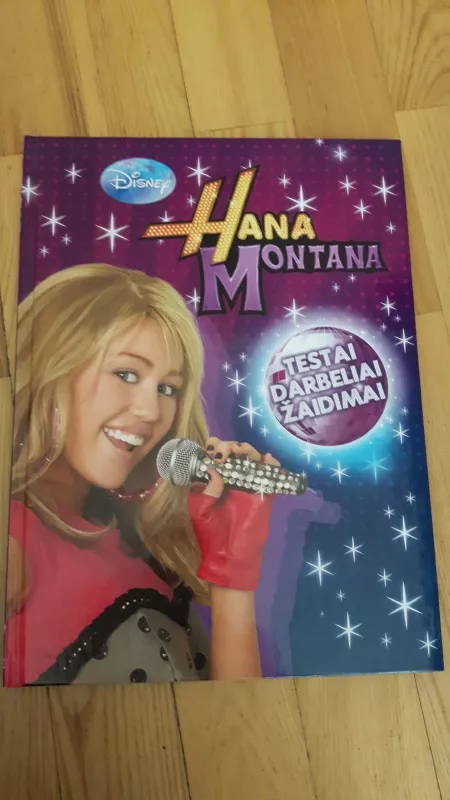 Hana Montana. Metų knyga - Autorių Kolektyvas, knyga 3