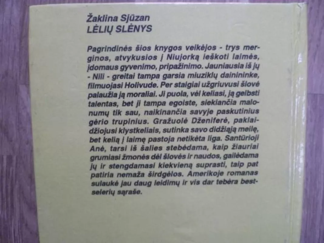 Lėlių slėnys - Žaklina Sjūzan, knyga 3