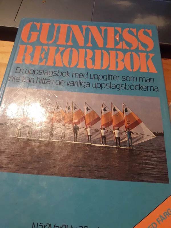 Guinness rekordbok - James H. Russell , Paul Whitehead, knyga