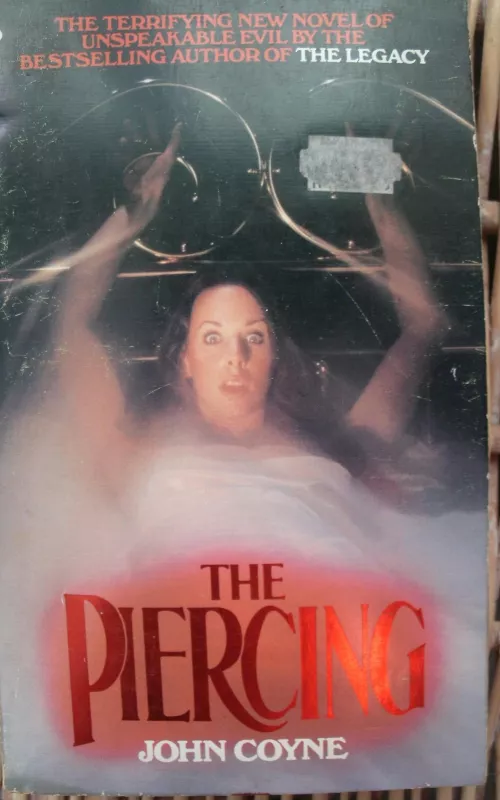 The piercing - John Coyne, knyga