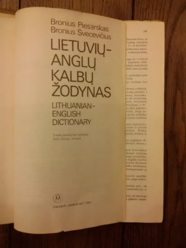 Lietuvių – anglų kalbų žodynas - B. Piesarskas, B.  Svecevičius, knyga 2