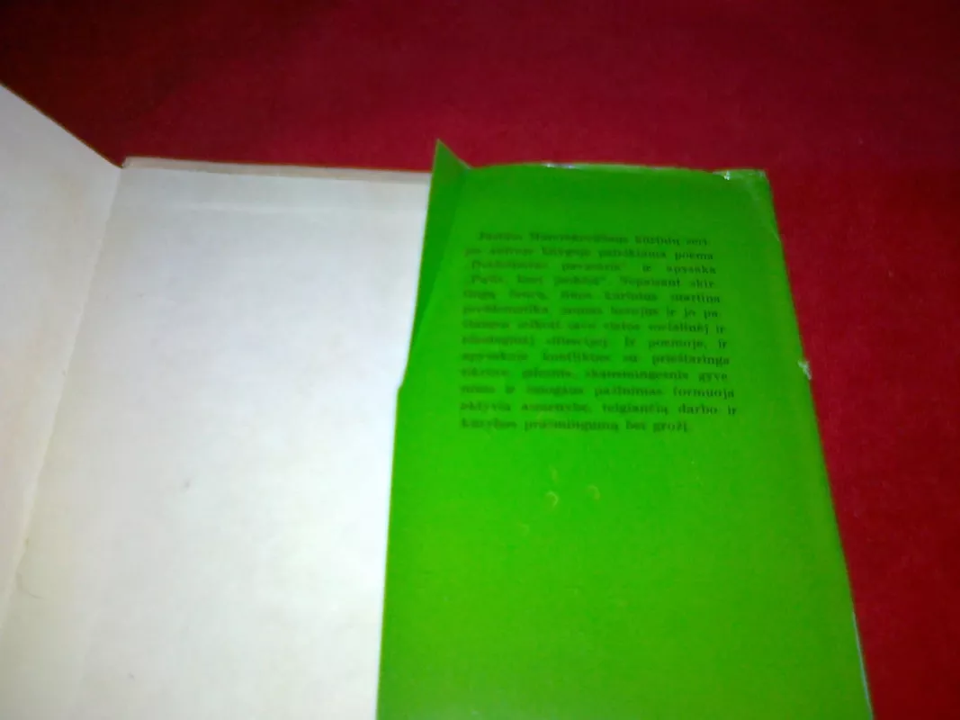 Dvidešimtas pavasaris/Pušis, kuri juokėsi - Justinas Marcinkevičius, knyga 3