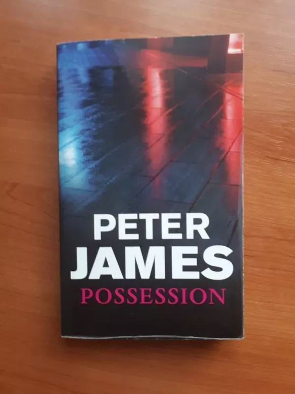 Possession - Peter James, knyga