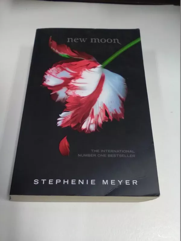 New Moon - Stephenie Meyer, knyga