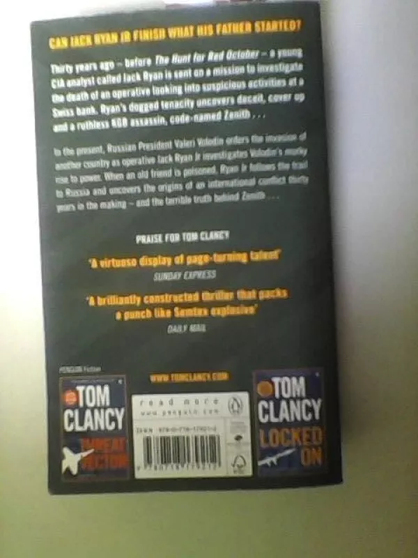 COMMAND AUTHORITY - Tom Clancy, knyga