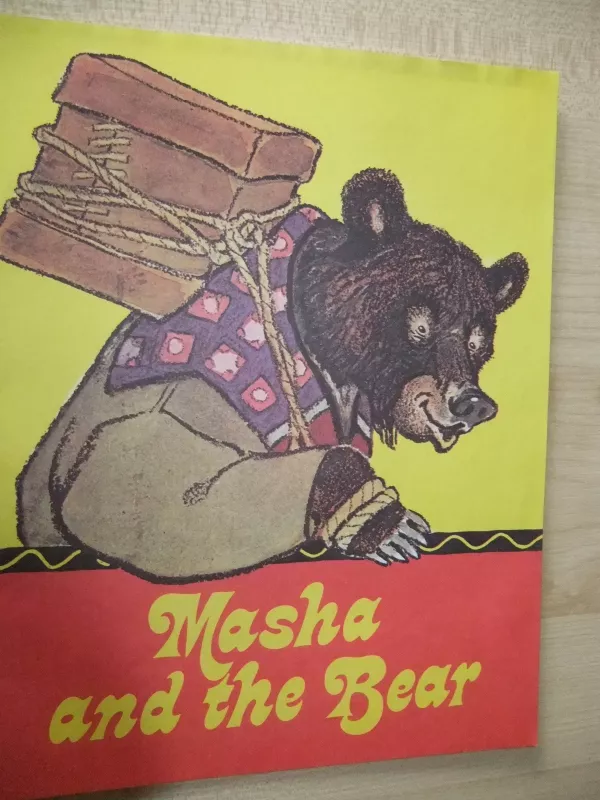 Masha and the Bear - Autorių Kolektyvas, knyga