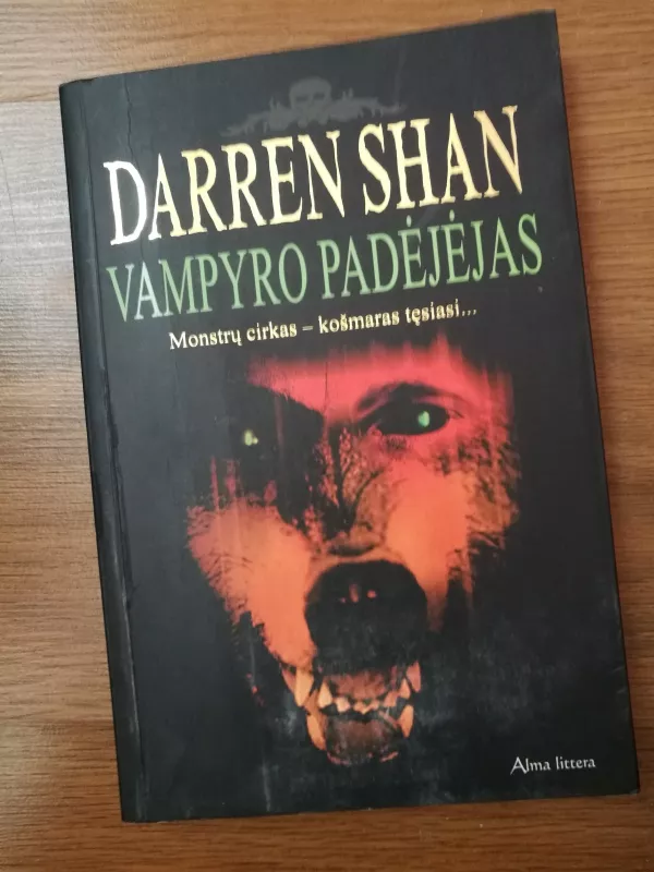 Darren Shan knygos - Darren Shan, knyga