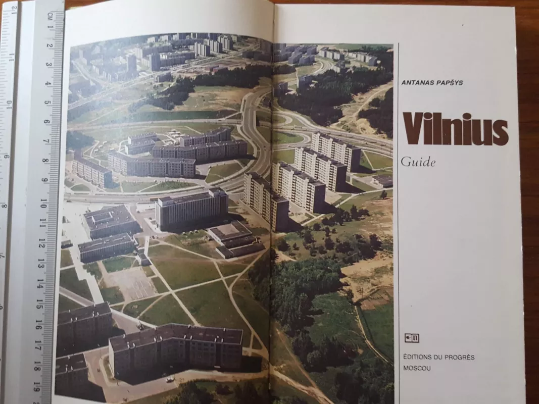 Vilnius. Guide - Antanas Papšys, knyga 5