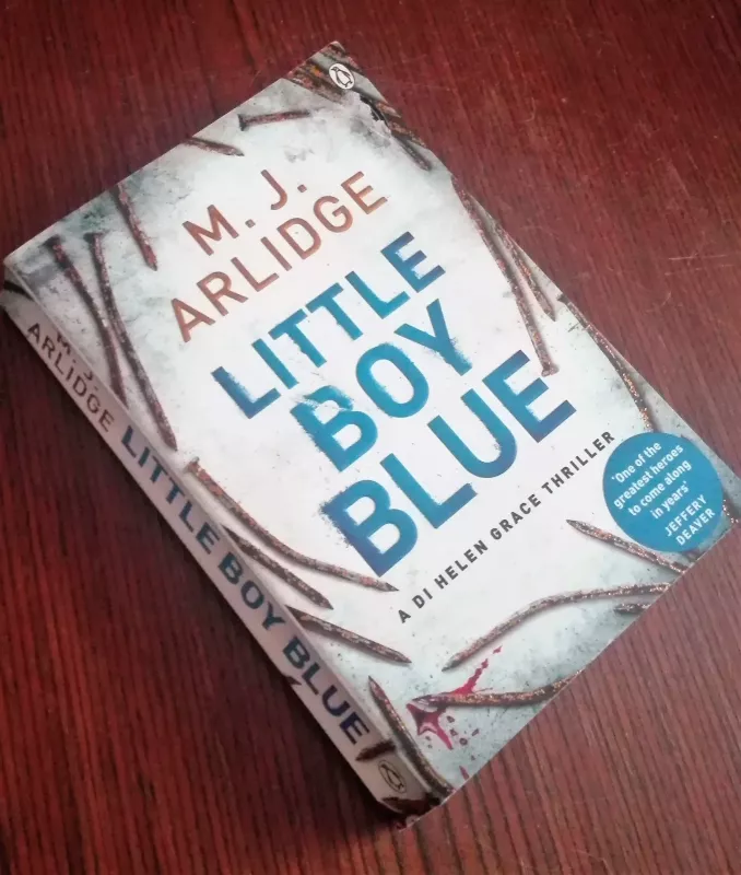 Little boy blue - M.J. Arlidge, knyga
