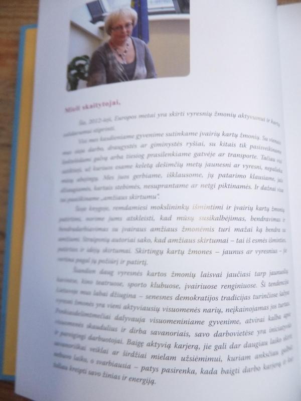 KARTŲ KNYGA - Autorių Kolektyvas, knyga 4