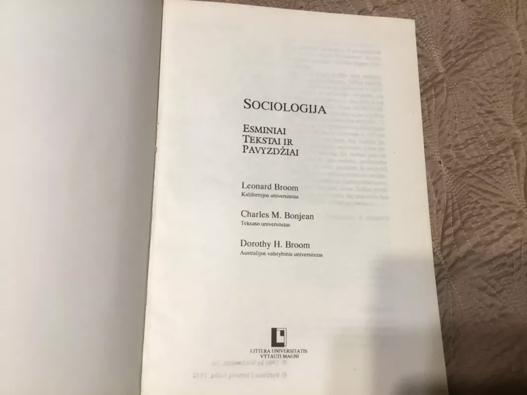 Sociologija. Esminiai tekstai ir pavyzdžia - L. Broom, knyga 2