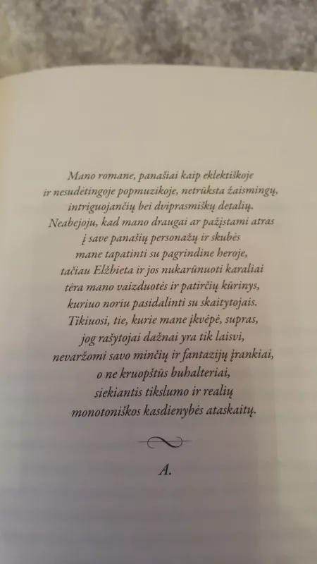 Nukarūnuoti karaliai - Anželika Liauškaitė, knyga
