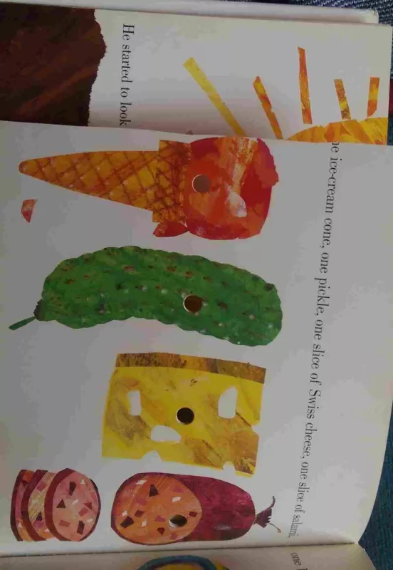 The Very Hungry Caterpillar - Eric Carle, knyga 2