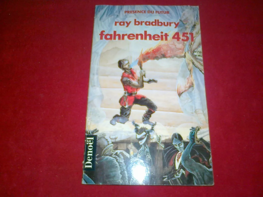 Fahrenheit 451 - Ray Bradbury, knyga 6