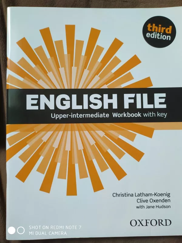 English file. Upper intermediate. Student's book and workbook - Christina Latham-Koenig, knyga 4