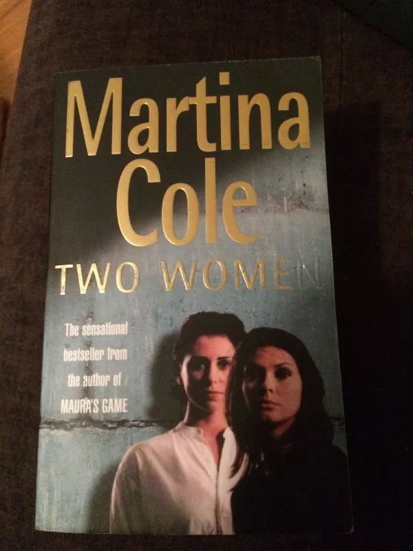 Two Women - Martina Cole, knyga