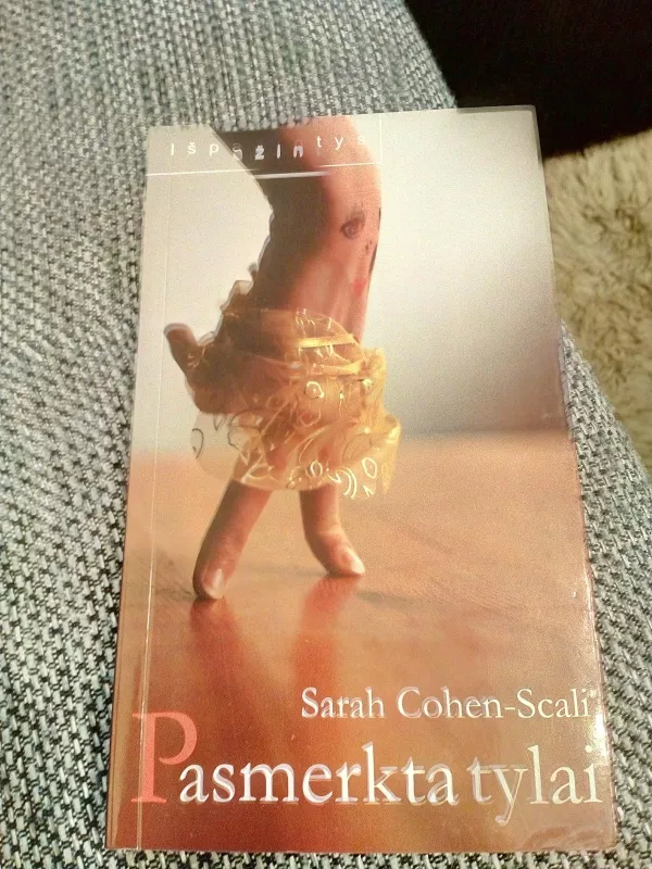 Pasmerkta tylai - Sarah Cohen-Scali, knyga 4