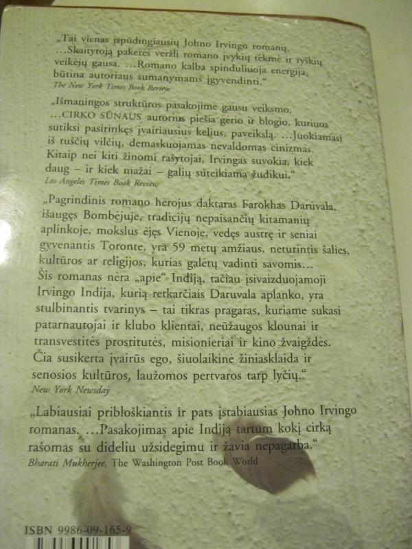 Cirko sūnus - John Irving, knyga 4