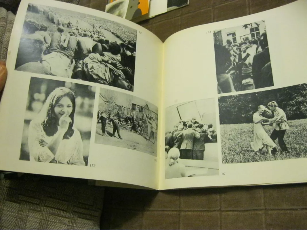 Sąjunginės studentų meninės fotografijos parodos katalogas - Autorių Kolektyvas, knyga 4