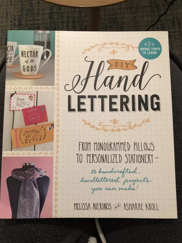 Hand lettering - Melissa Averinos, knyga
